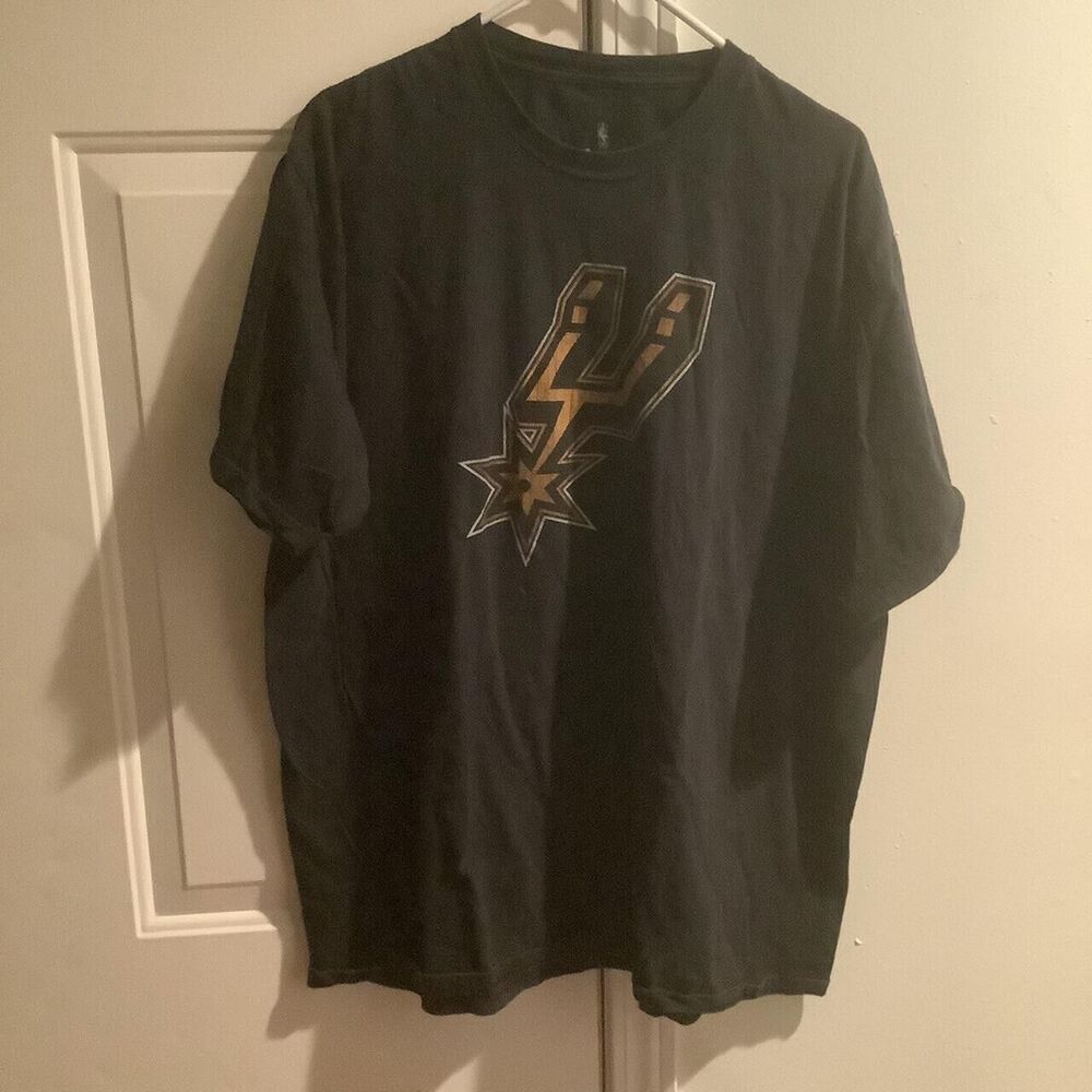 Nba fanatics size 2xl xxl extra extra large The San Antonio Spurs a member of th
